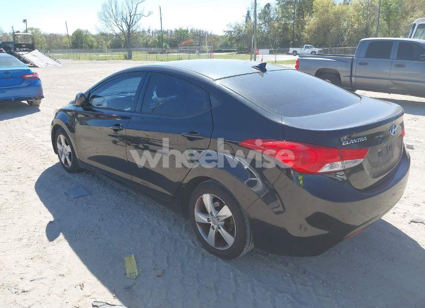 Photo 3 of 2013 Hyundai Elantra GLS (VIN 5NPDH4AE4DH302010)
