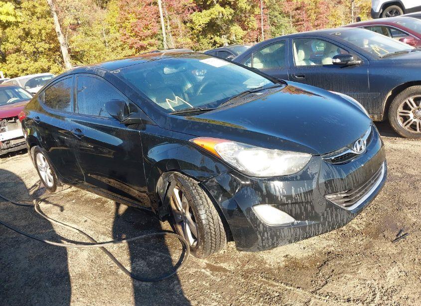 2013 Hyundai Elantra GLS (VIN 5NPDH4AE4DH312018) main photo