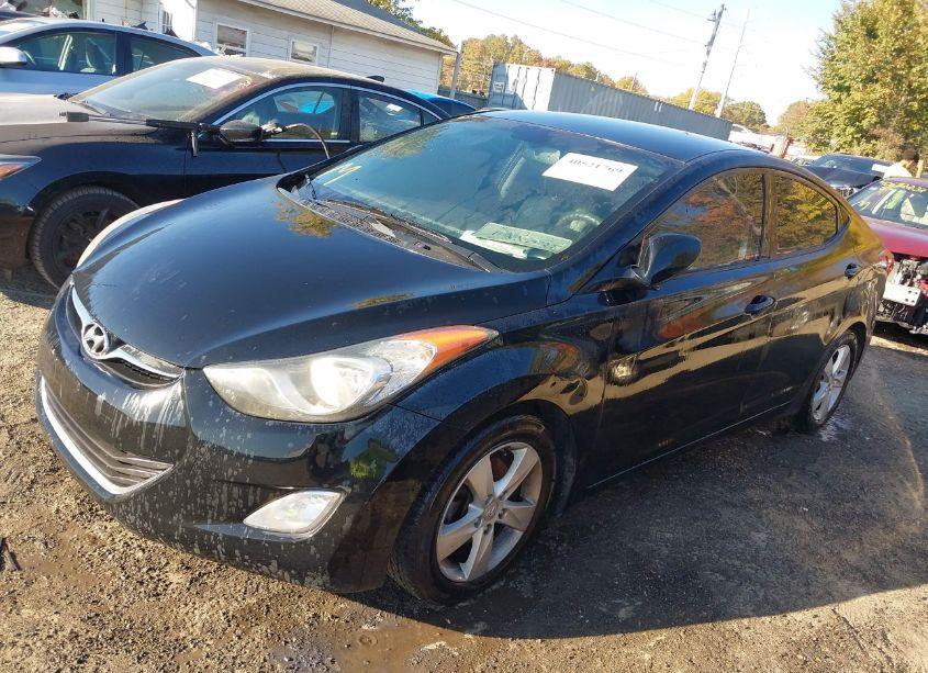 Photo 2 of 2013 Hyundai Elantra GLS (VIN 5NPDH4AE4DH312018)