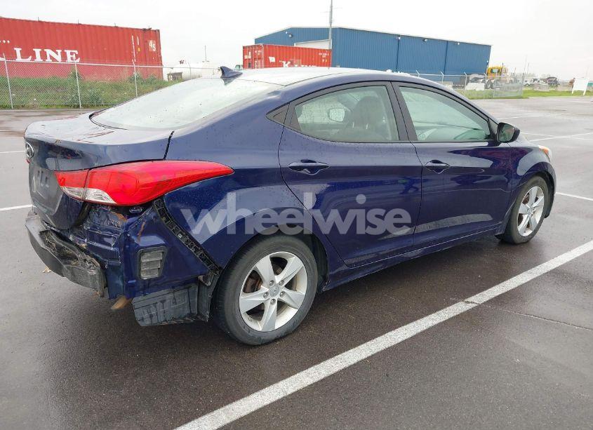 Photo 4 of 2013 Hyundai Elantra GLS (VIN 5NPDH4AE4DH314240)