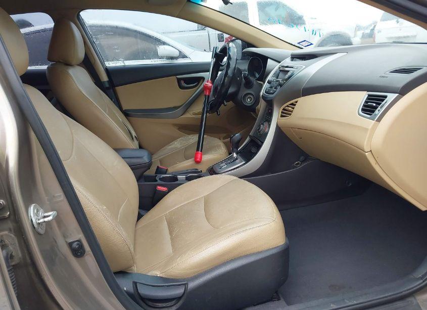 Photo 5 of 2013 Hyundai Elantra LIMITED (VIN 5NPDH4AE4DH319891)