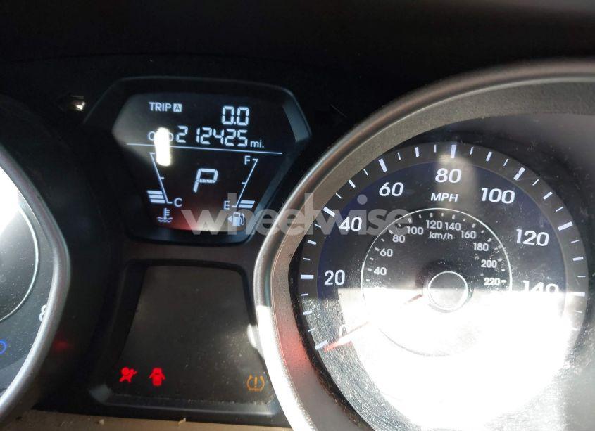 Photo 15 of 2013 Hyundai Elantra GLS (VIN 5NPDH4AE4DH320667)