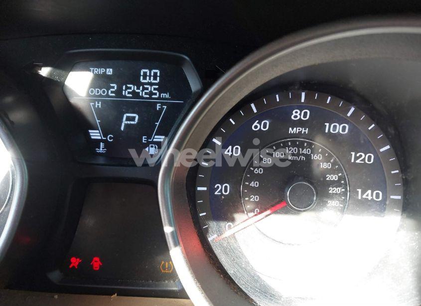 Photo 7 of 2013 Hyundai Elantra GLS (VIN 5NPDH4AE4DH320667)