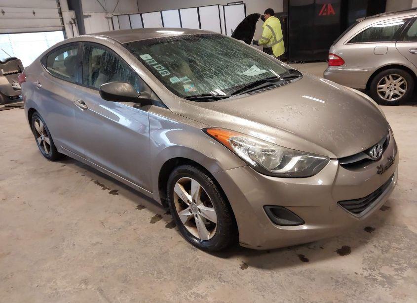 2013 Hyundai Elantra GLS (VIN 5NPDH4AE4DH322368) main photo