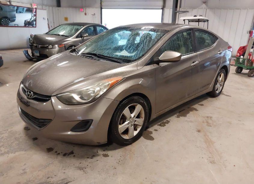 Photo 2 of 2013 Hyundai Elantra GLS (VIN 5NPDH4AE4DH322368)