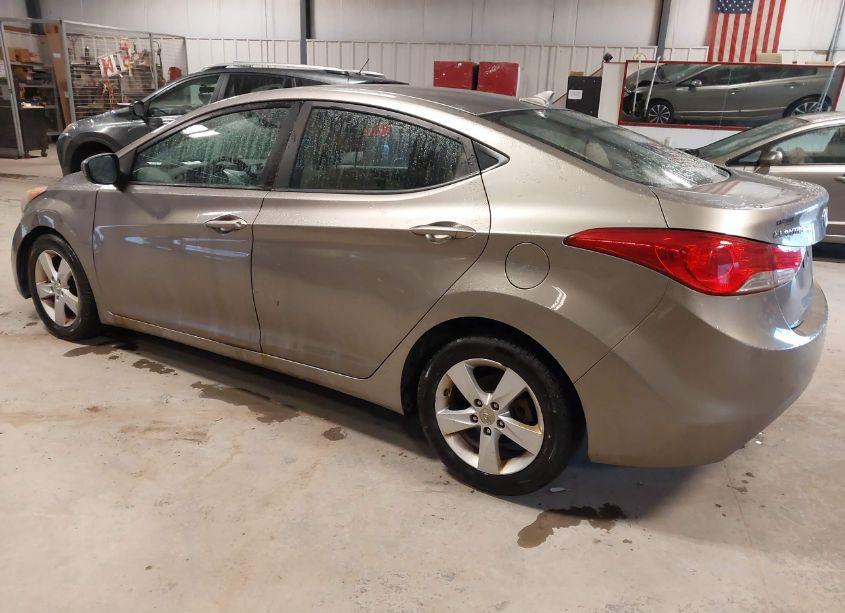 Photo 3 of 2013 Hyundai Elantra GLS (VIN 5NPDH4AE4DH322368)