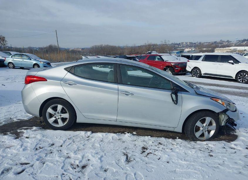 Photo 14 of 2013 Hyundai Elantra GLS (VIN 5NPDH4AE4DH326470)