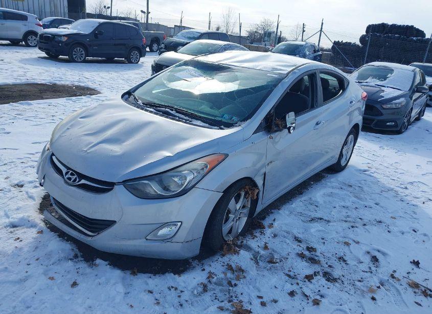 Photo 2 of 2013 Hyundai Elantra GLS (VIN 5NPDH4AE4DH326470)