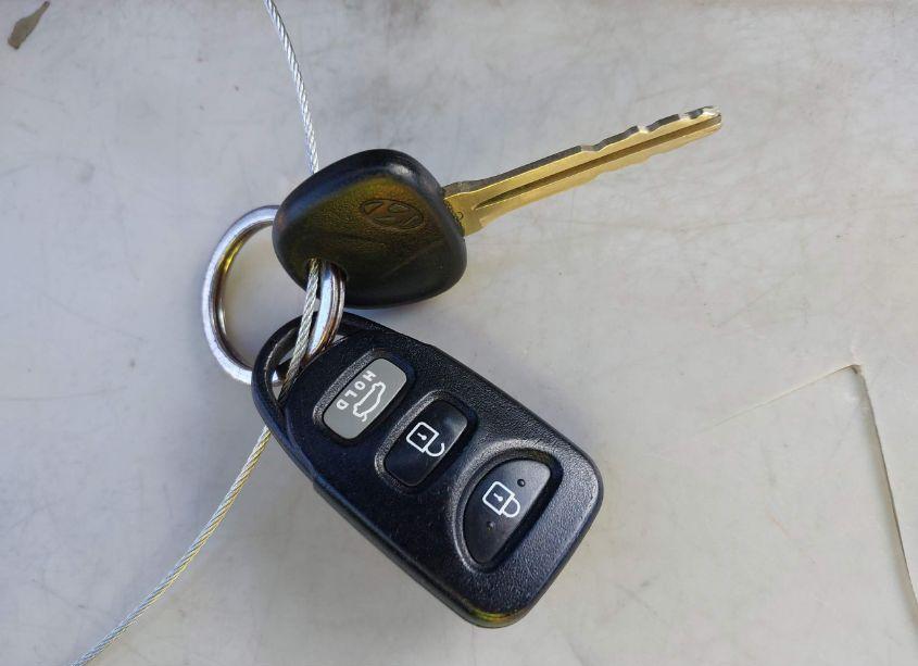 Photo 11 of 2013 Hyundai Elantra GLS (VIN 5NPDH4AE4DH327604)