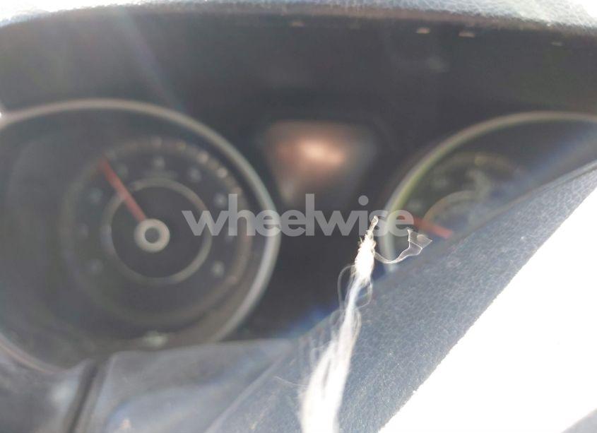 Photo 7 of 2013 Hyundai Elantra GLS (VIN 5NPDH4AE4DH327859)