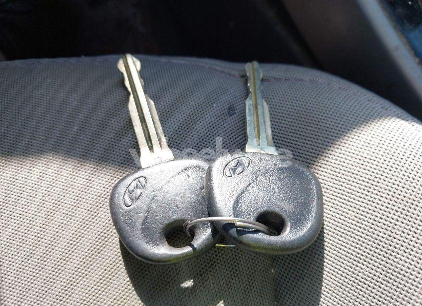 Photo 11 of 2013 Hyundai Elantra GLS (VIN 5NPDH4AE4DH333788)