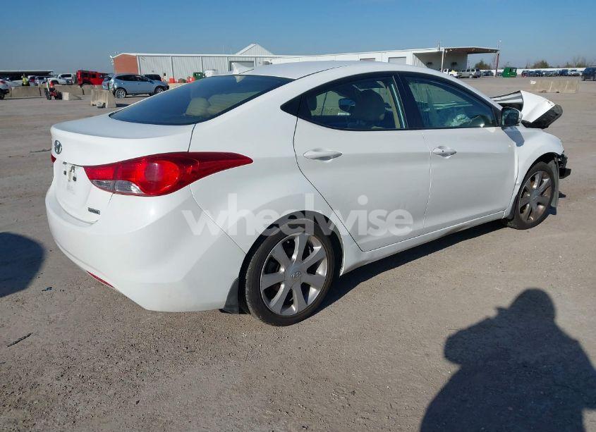 Photo 4 of 2013 Hyundai Elantra LIMITED (VIN 5NPDH4AE4DH334276)