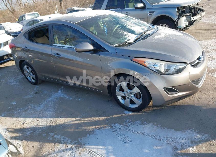 2013 Hyundai Elantra GLS (VIN 5NPDH4AE4DH353278) main photo