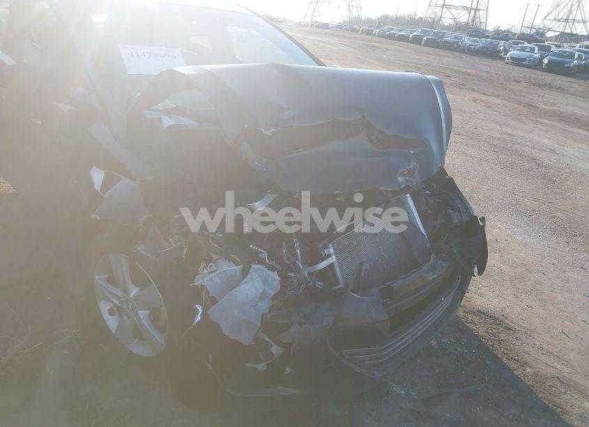 Photo 13 of 2013 Hyundai Elantra GLS (VIN 5NPDH4AE4DH360912)