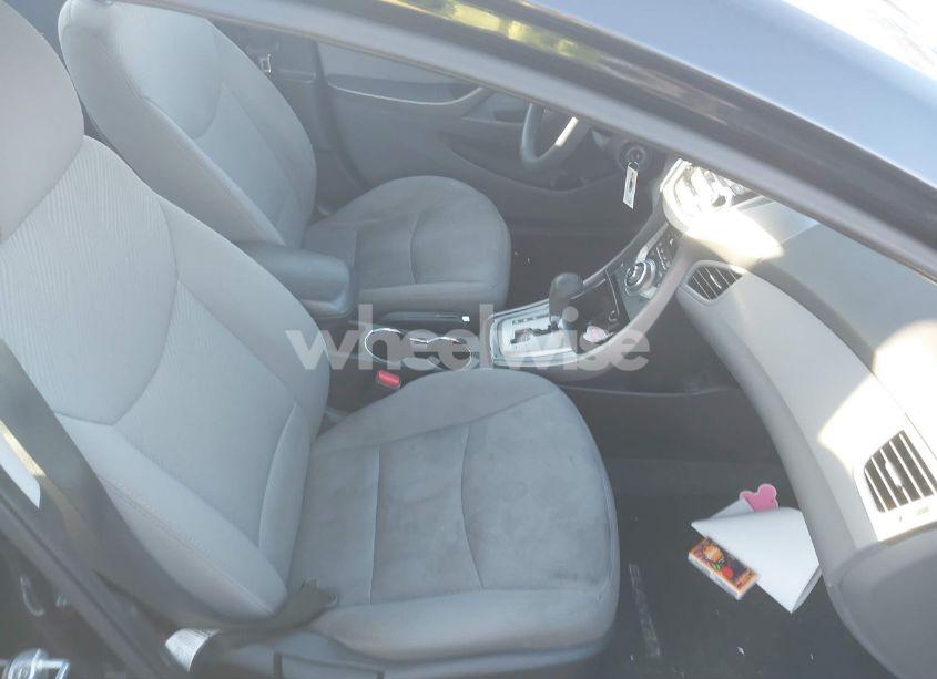 Photo 5 of 2013 Hyundai Elantra GLS (VIN 5NPDH4AE4DH360912)