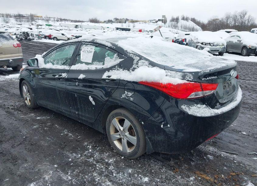 Photo 3 of 2013 Hyundai Elantra GLS (VIN 5NPDH4AE4DH371375)