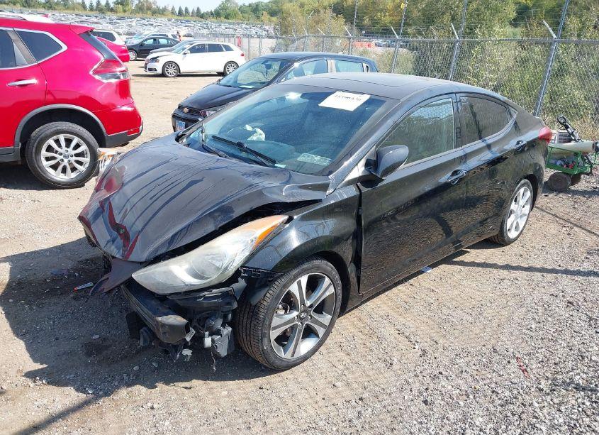 Photo 2 of 2013 Hyundai Elantra LIMITED (VIN 5NPDH4AE4DH373398)