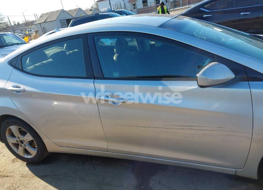 Photo 13 of 2013 Hyundai Elantra GLS (VIN 5NPDH4AE4DH385745)