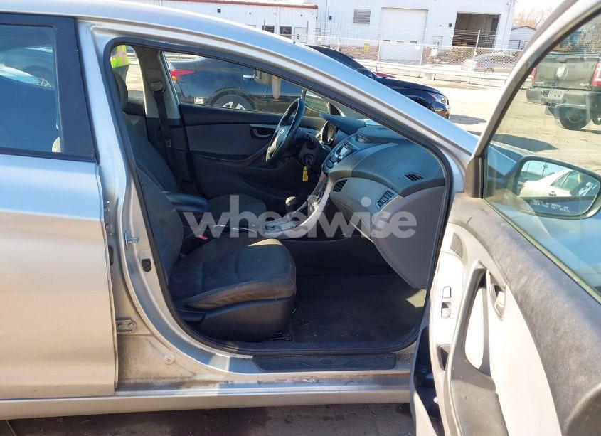 Photo 5 of 2013 Hyundai Elantra GLS (VIN 5NPDH4AE4DH385745)