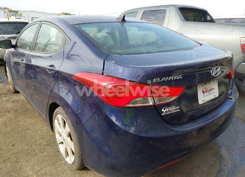 Photo 3 of 2013 Hyundai Elantra LIMITED (VIN 5NPDH4AE4DH386720)