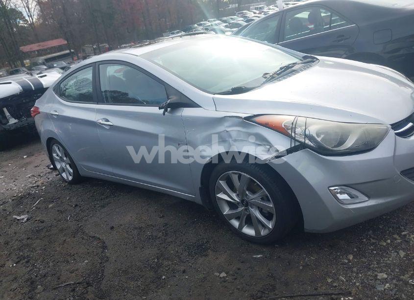 Photo 14 of 2013 Hyundai Elantra LIMITED (VIN 5NPDH4AE4DH396972)