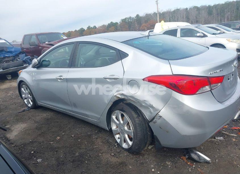 Photo 15 of 2013 Hyundai Elantra LIMITED (VIN 5NPDH4AE4DH396972)