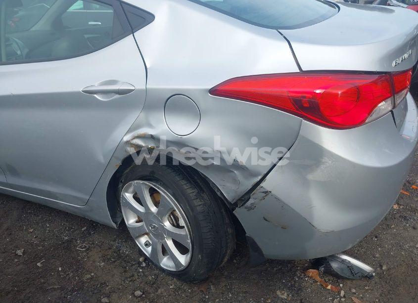 Photo 6 of 2013 Hyundai Elantra LIMITED (VIN 5NPDH4AE4DH396972)