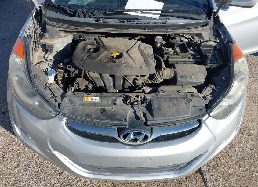 Photo 10 of 2013 Hyundai Elantra GLS (VIN 5NPDH4AE4DH426004)