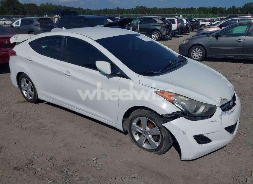 2013 Hyundai Elantra GLS (VIN 5NPDH4AE4DH428304) main photo