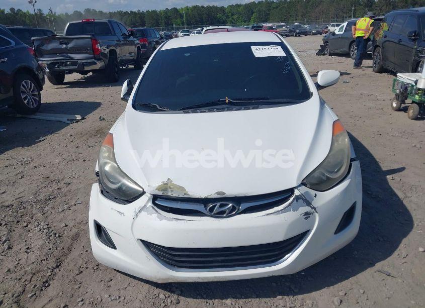Photo 12 of 2013 Hyundai Elantra GLS (VIN 5NPDH4AE4DH428304)
