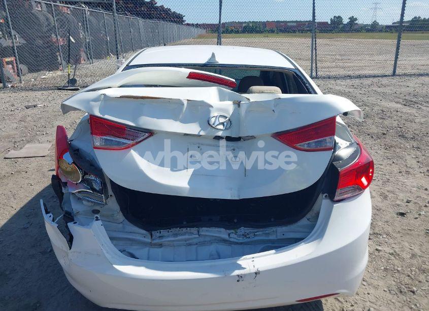 Photo 16 of 2013 Hyundai Elantra GLS (VIN 5NPDH4AE4DH428304)