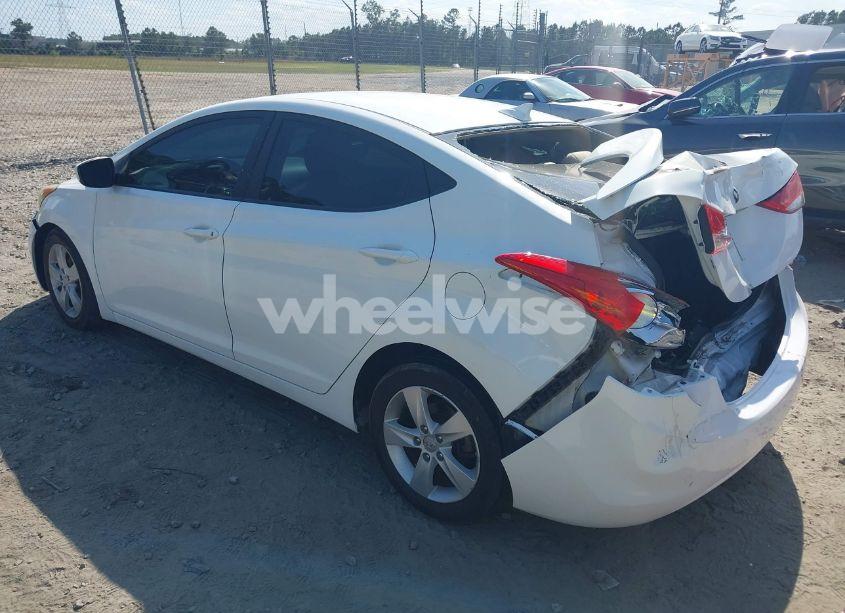 Photo 3 of 2013 Hyundai Elantra GLS (VIN 5NPDH4AE4DH428304)