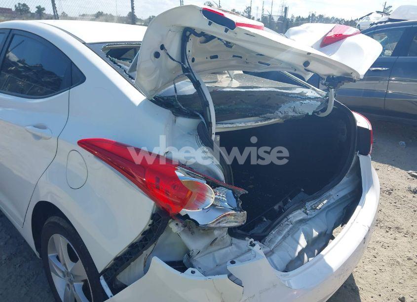 Photo 6 of 2013 Hyundai Elantra GLS (VIN 5NPDH4AE4DH428304)