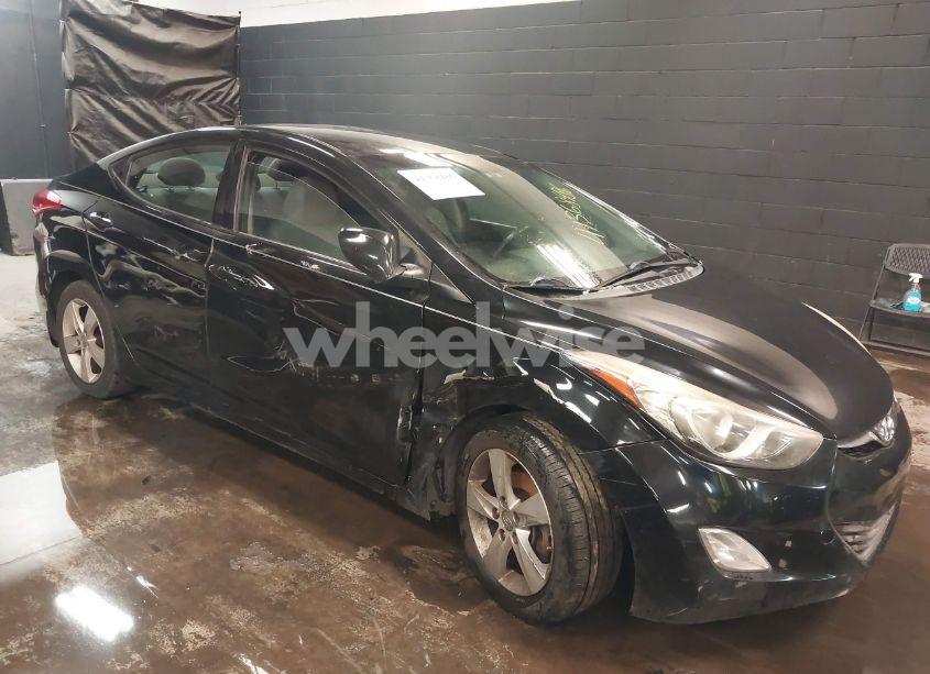 Photo 6 of 2013 Hyundai Elantra GLS (VIN 5NPDH4AE4DH429470)