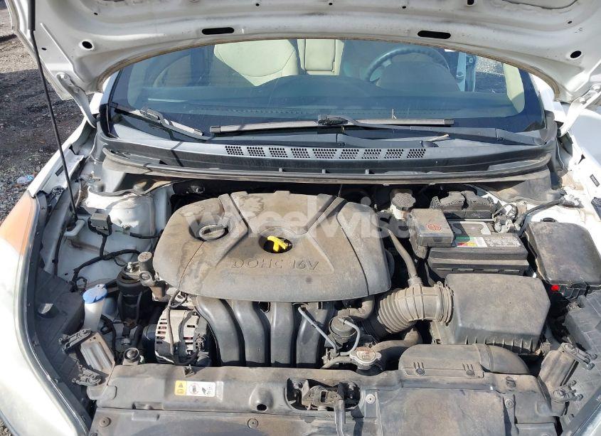 Photo 10 of 2013 Hyundai Elantra GLS (VIN 5NPDH4AE4DH432157)