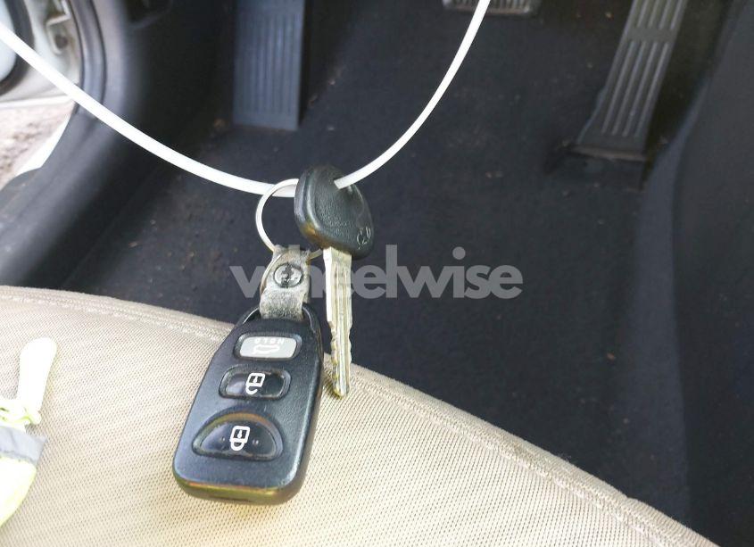 Photo 11 of 2013 Hyundai Elantra GLS (VIN 5NPDH4AE4DH432157)