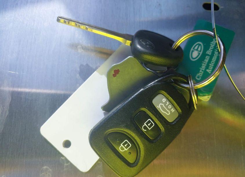 Photo 11 of 2013 Hyundai Elantra GLS (VIN 5NPDH4AE4DH442512)