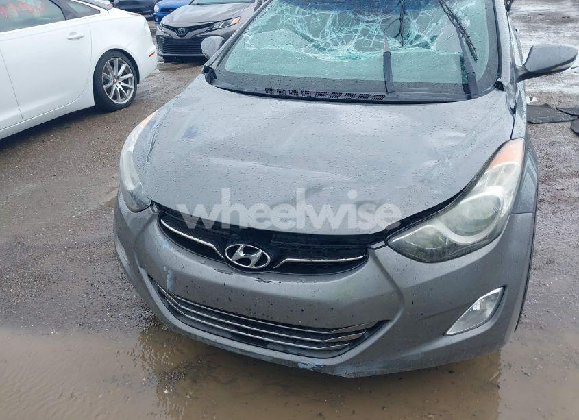 Photo 6 of 2013 Hyundai Elantra LIMITED (VIN 5NPDH4AE4DH449931)