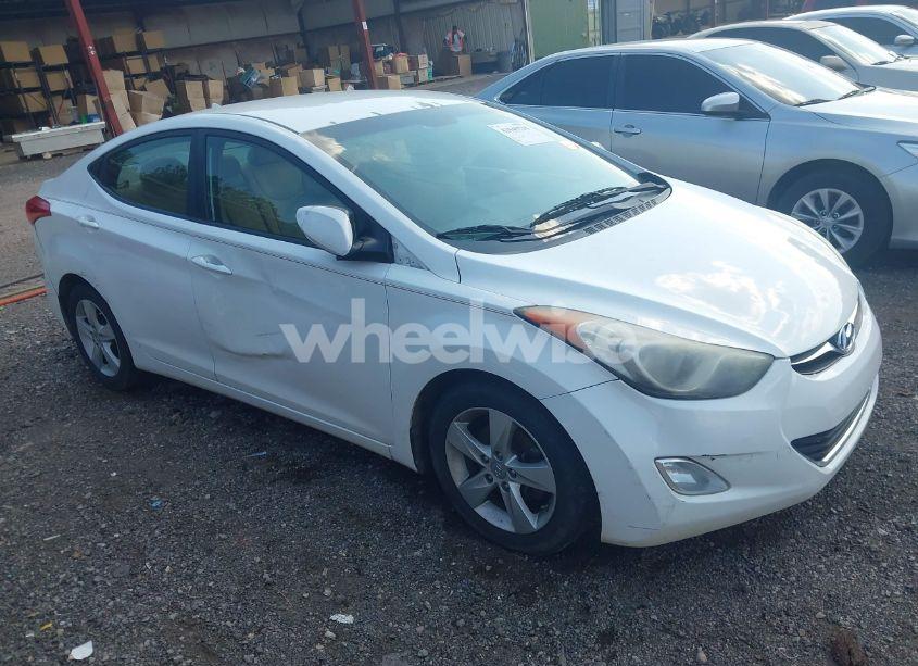 2013 Hyundai Elantra GLS (VIN 5NPDH4AE4DH451811) main photo