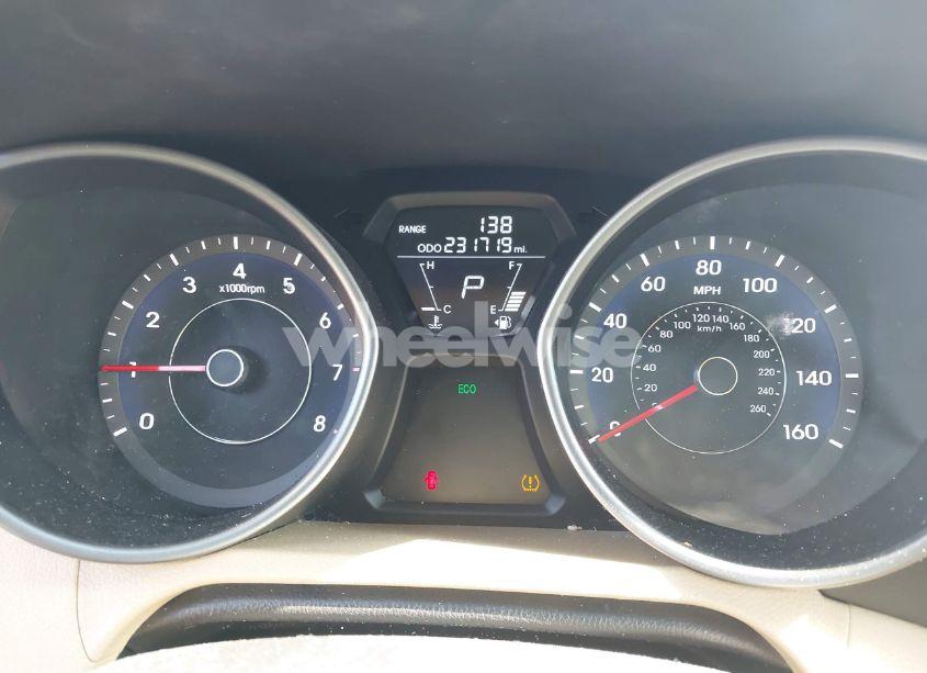 Photo 7 of 2013 Hyundai Elantra GLS (VIN 5NPDH4AE4DH451811)