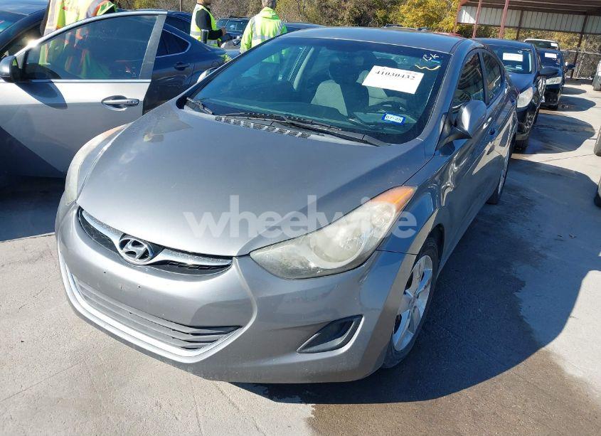 Photo 2 of 2013 Hyundai Elantra GLS (VIN 5NPDH4AE4DH452053)