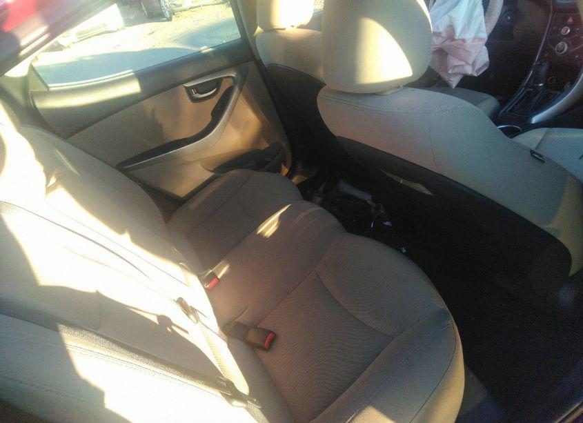 Photo 8 of 2014 Hyundai Elantra SE (VIN 5NPDH4AE4EH469212)