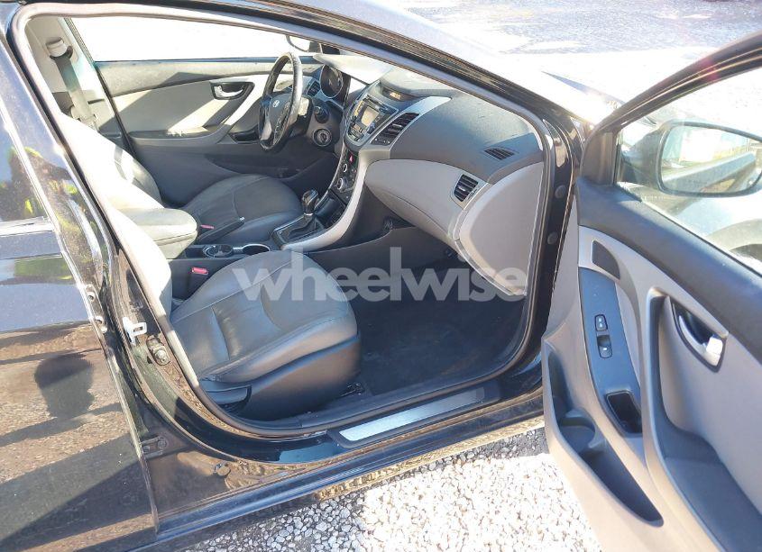 Photo 5 of 2014 Hyundai Elantra LIMITED (VIN 5NPDH4AE4EH478007)