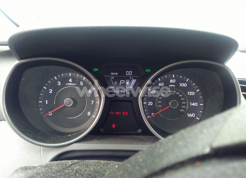 Photo 7 of 2014 Hyundai Elantra SE (VIN 5NPDH4AE4EH483031)