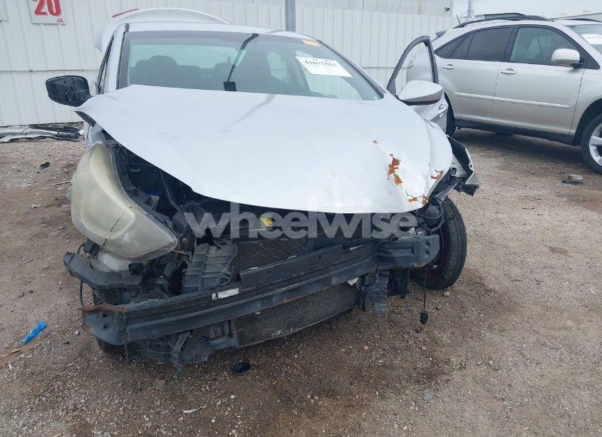 Photo 6 of 2014 Hyundai Elantra SE (VIN 5NPDH4AE4EH491372)