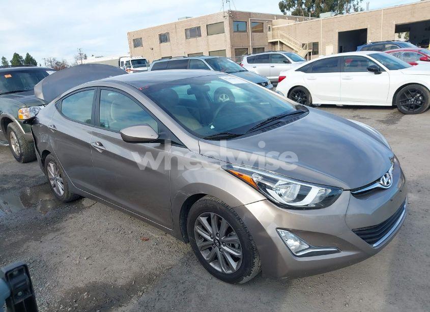 2014 Hyundai Elantra SE (VIN 5NPDH4AE4EH492862) main photo