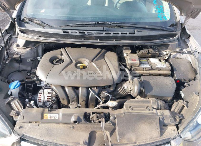 Photo 10 of 2014 Hyundai Elantra SE (VIN 5NPDH4AE4EH492862)