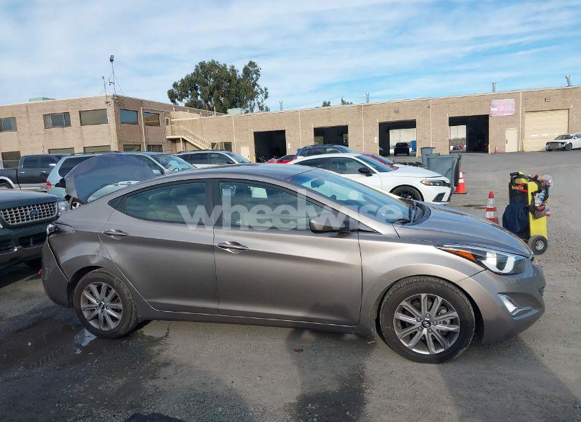Photo 13 of 2014 Hyundai Elantra SE (VIN 5NPDH4AE4EH492862)