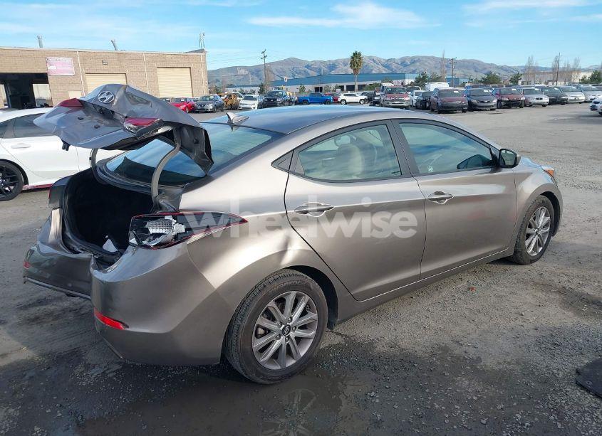 Photo 4 of 2014 Hyundai Elantra SE (VIN 5NPDH4AE4EH492862)