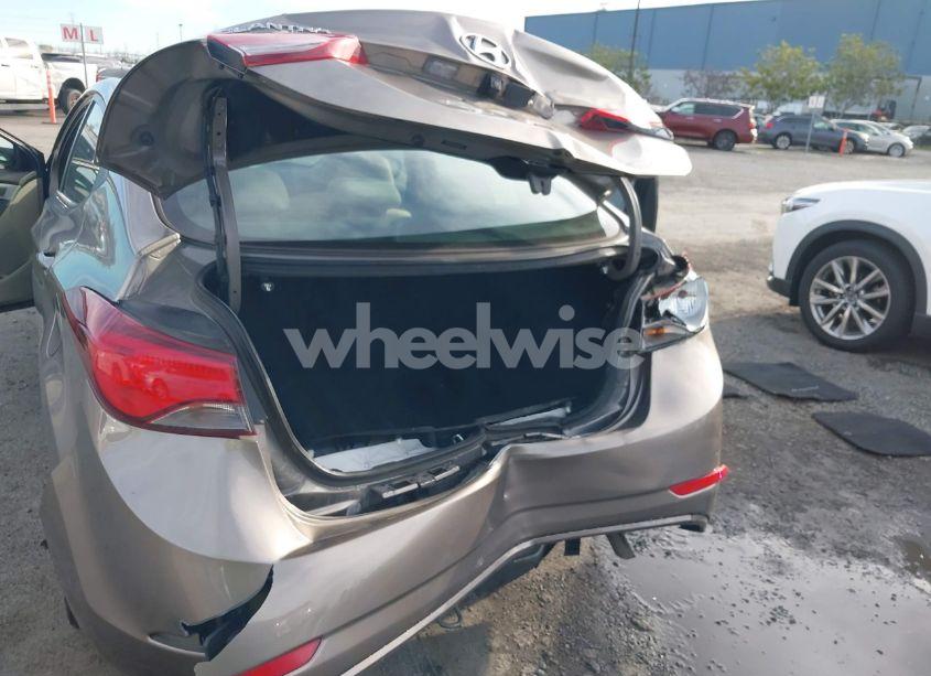 Photo 6 of 2014 Hyundai Elantra SE (VIN 5NPDH4AE4EH492862)